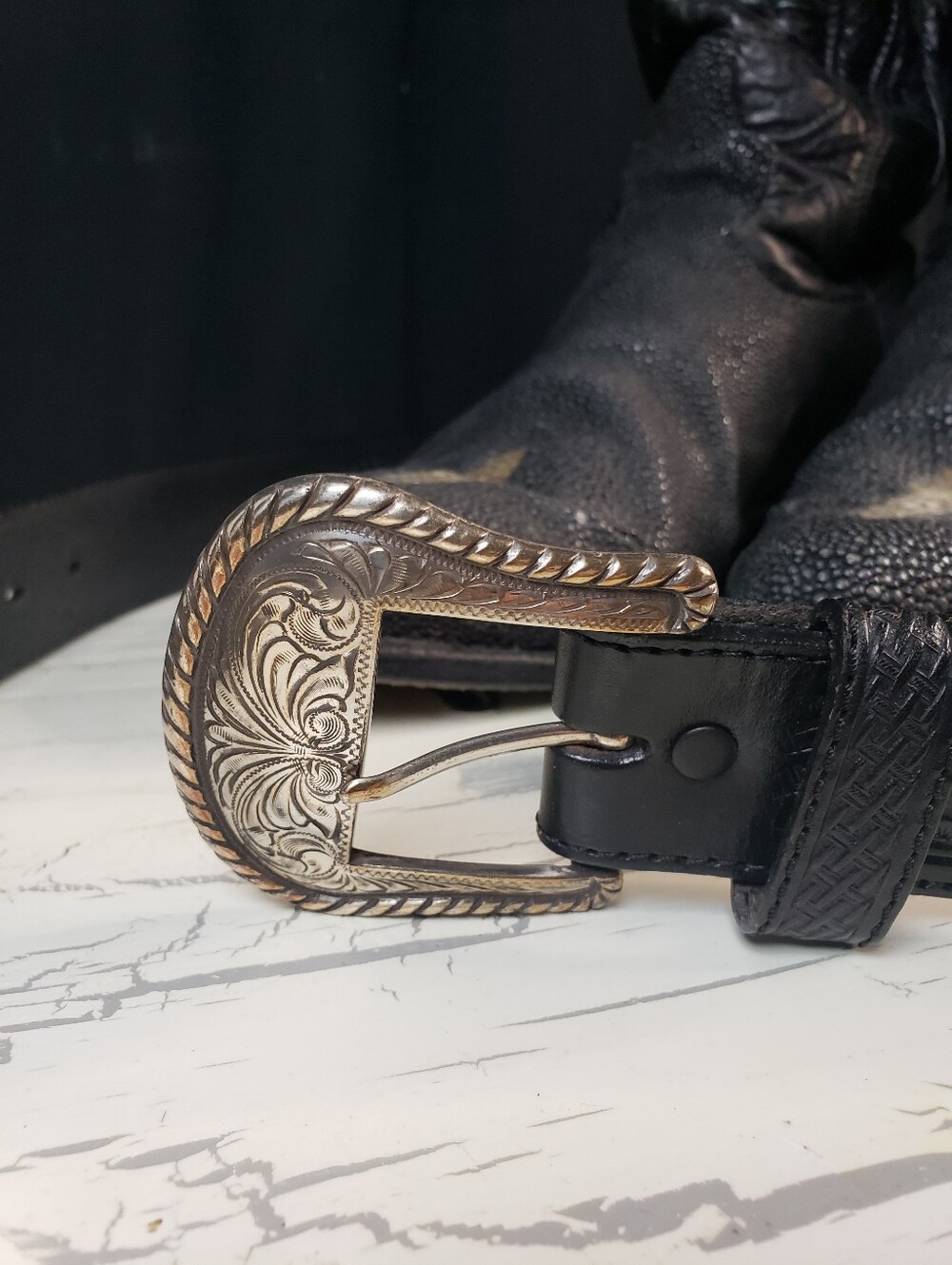 Tony Lama Cowboy Style Leather Belt style 77303 in Black - size 40 - Picture 3 of 16